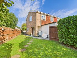 Side elevation- click for photo gallery